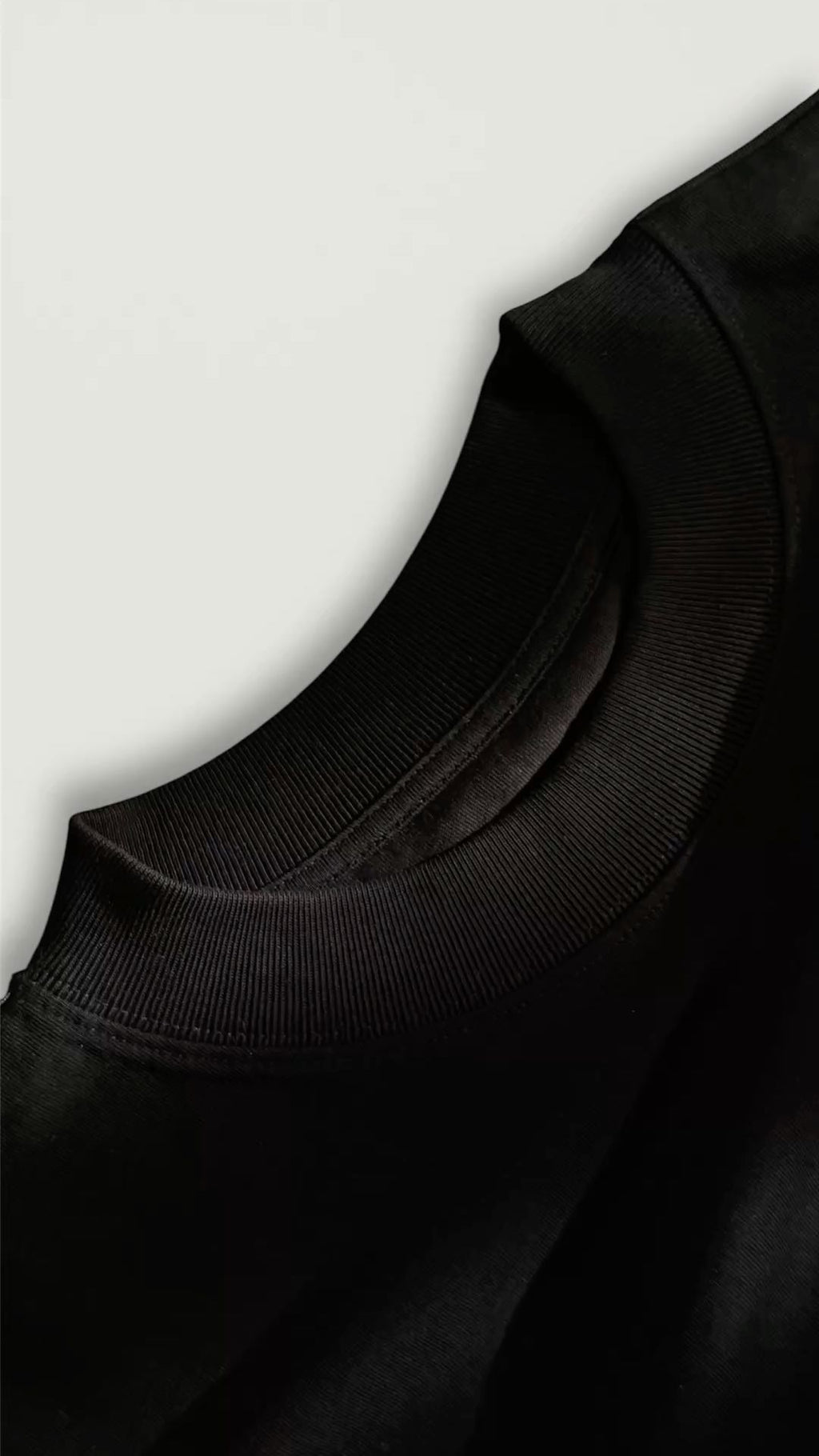 RUMBLING OVERSIZED TEE